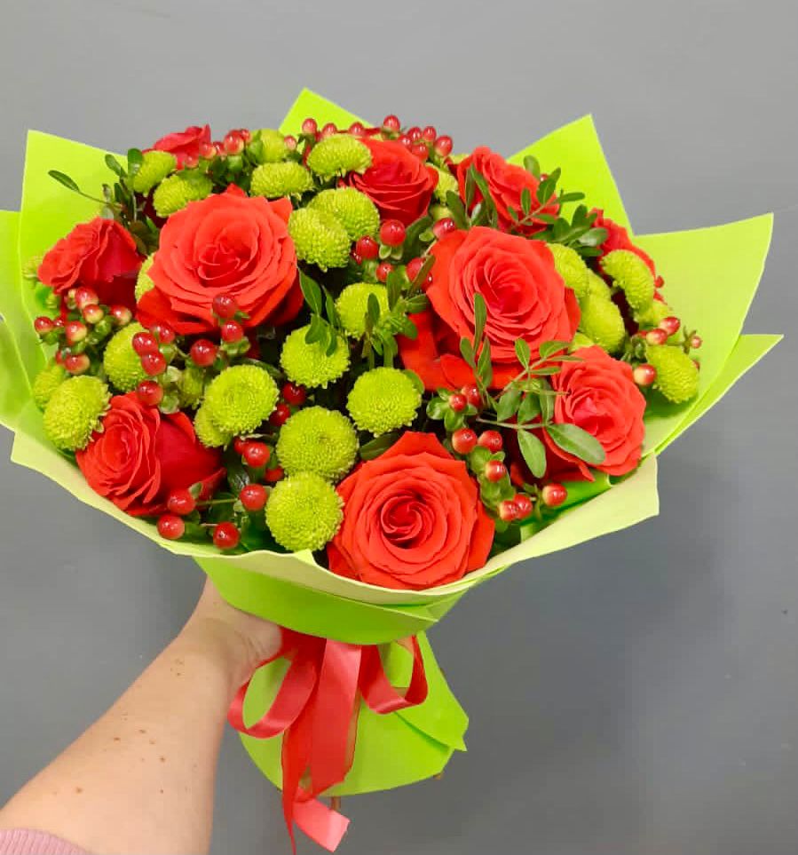 Букет цветов из: Хризантемы и Розы в Литвиново