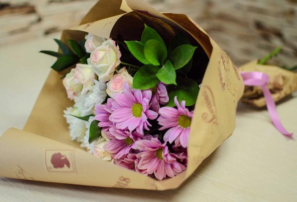 Букет цветов из: Розы и Хризантемы в Литвиново