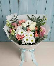 Букет цветов из:  Розы, Лизиантусы и Хризантемы в Литвиново