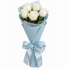 Букет 5 Белых роз Проуд в Литвиново