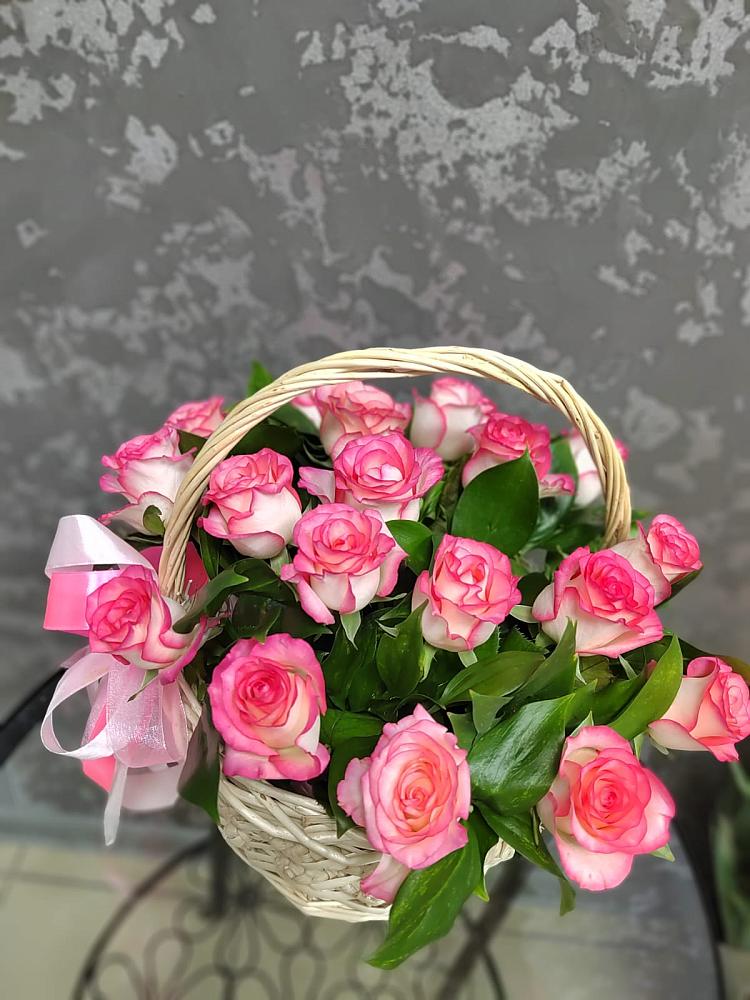 Цветочная композиция из Розы в корзине в Литвиново