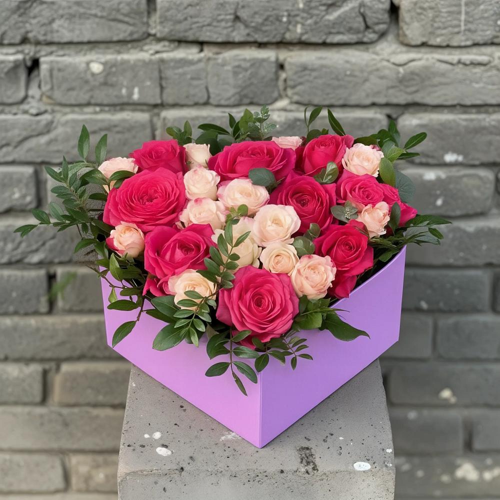 Цветочная композиция из Розы в коробке в Литвиново
