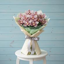 Букет цветов из:  Орхидеи и Розы в Литвиново