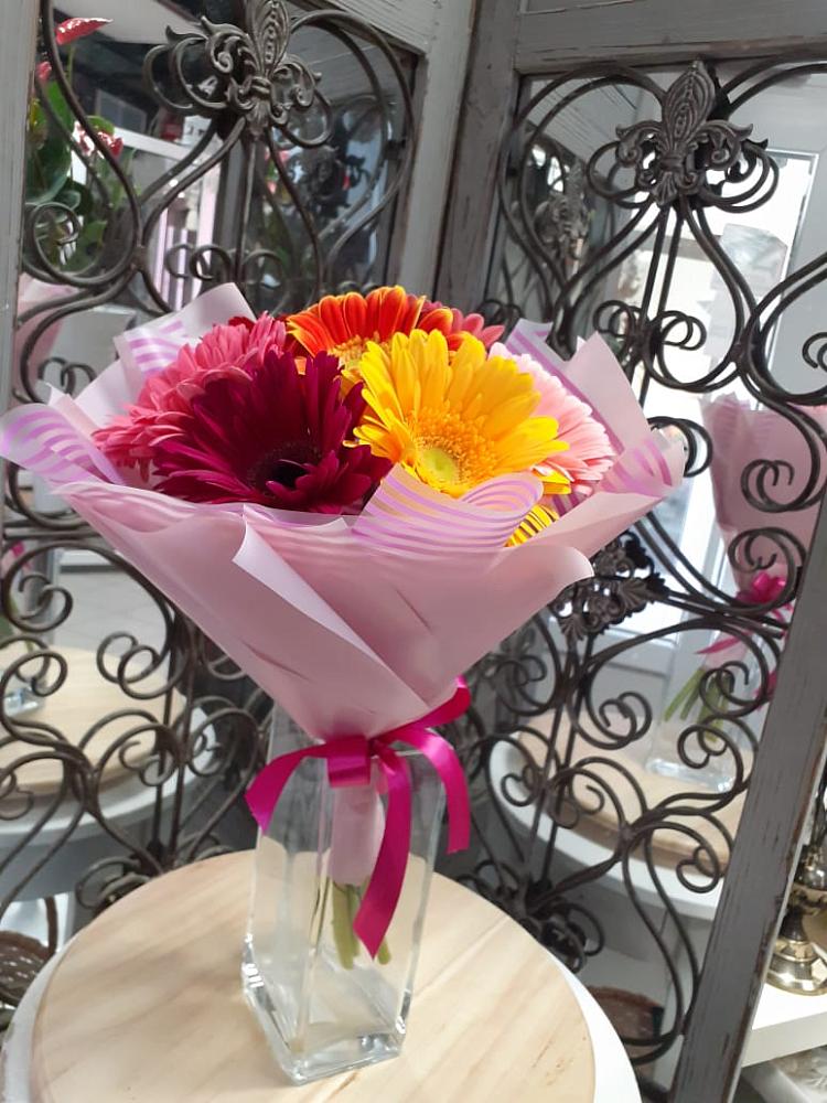 Букет цветов из: Герберы в Литвиново