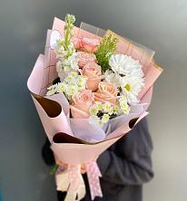 Букет цветов из:  Хризантемы и Розы в Литвиново