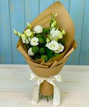 Букет цветов из:  Хризантемы и Лизиантусы в Литвиново