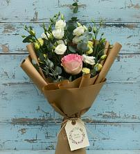 Букет цветов из:  Розы и Лизиантусы в Литвиново